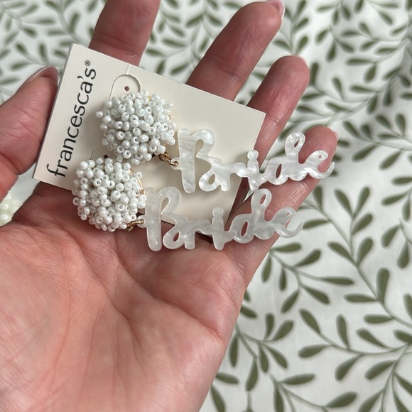 Bride earrings from Francesca’s - Picture 3 of 3